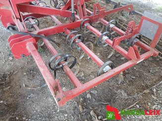 Vibroculteur Moskit U806 - 5 mètres - 5