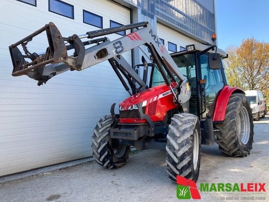 Tracteur agricole Massey Ferguson 5430 - 1