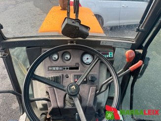 Tracteur fruitier Renault Fructus 130  - 5