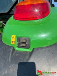 Tracteur agricole John Deere 6105 RC - 8