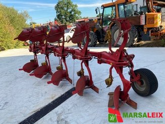 Charrue Pöttinger Servo s35 - 4