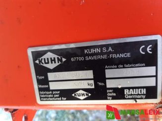 Distributeur d'engrais Kuhn/Huard AXIS 30.1 - 8