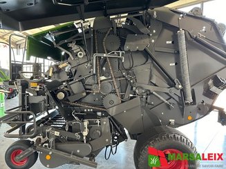 Presse à balles rondes Fendt ROTANA 160 V-Xtra - 6