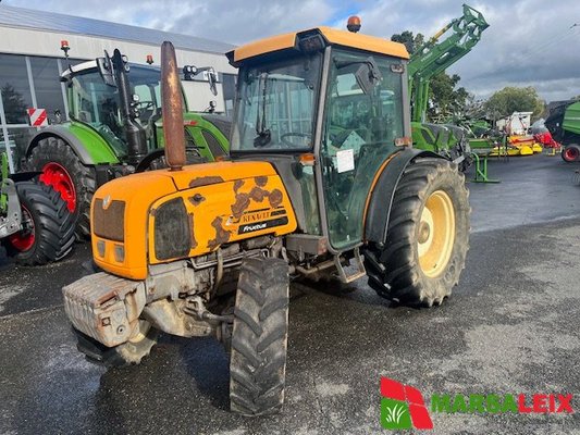 Tracteur fruitier Renault Fructus 130  - 1