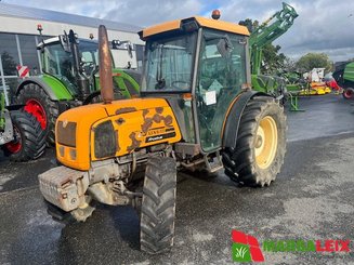 Tracteur fruitier Renault Fructus 130  - 1