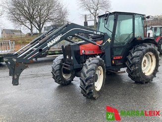 Tracteur agricole Valtra 465 - 1