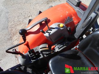 Tracteur agricole Kubota M7060 - 6