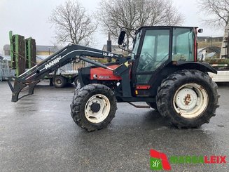 Tracteur agricole Valtra 465 - 1