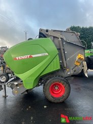 Presse à balles rondes Fendt 4180V extra - 1