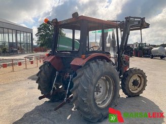 Tracteur agricole Case 633 - 4