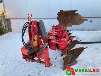 Charrue Pöttinger Servo s35 - 5