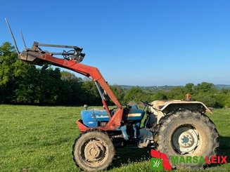Tracteur agricole Ford 4600 - 1
