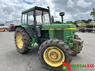Tracteur agricole John Deere 3140 - 6