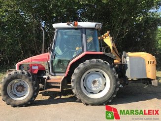 Tracteur agricole Massey Ferguson 6110 - 1