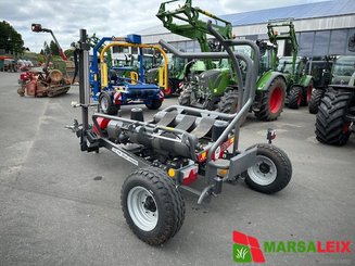 Enrubanneuse Massey Ferguson TW 130  - 1