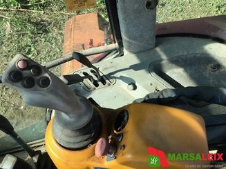 Tracteur agricole Massey Ferguson 6110 - 6