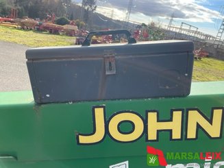 Faucheuse conditionneuse John Deere 730 - 7