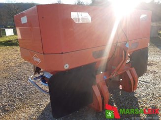 Distributeur d'engrais Kuhn/Huard AXIS 30.1 - 2