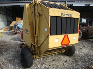 Presse à balles rondes Vermeer 504 IS - 2