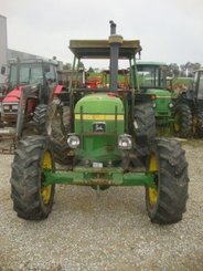 Tracteur agricole John Deere 1640 - 1