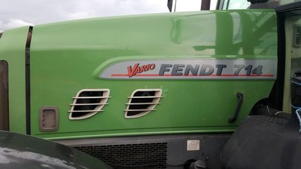 Tracteur agricole Fendt 714 - 4