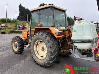 Tracteur agricole Renault 651.4 S - 6