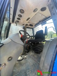 Tracteur agricole New Holland TL 100 A - 7