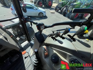 Tracteur agricole Case Farmall 85c - 16