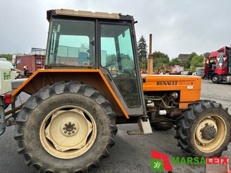 Tracteur agricole Renault 651.4 S - 3