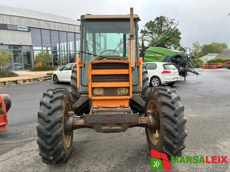 Tracteur agricole Renault 651.4 S - 2