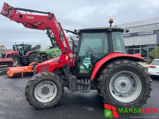Tracteur agricole Massey Ferguson 5425 T3 - 3