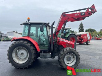 Tracteur agricole Massey Ferguson 5425 T3 - 11