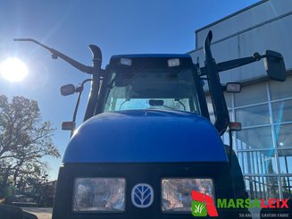 Tracteur agricole New Holland TS 115 - 12