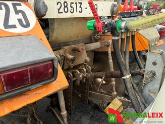 Tracteur agricole Renault 651.4 S - 7