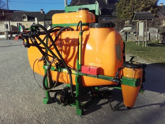 Pulvérisateur porté Amazone US 805 - 1