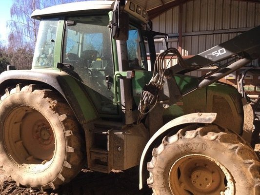 Tracteur agricole Fendt Farmer 410 Vario - 1