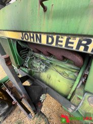 Tracteur agricole John Deere 1640 - 9