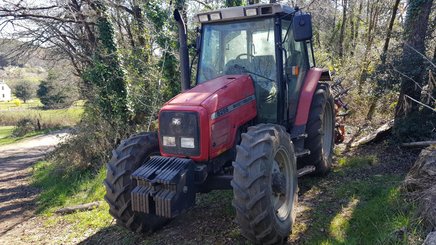 Tracteur agricole Massey Ferguson 6255 - 1