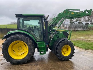 Tracteur agricole John Deere 6115 R - 2