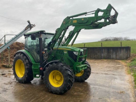 Tracteur agricole John Deere 6115 R - 1