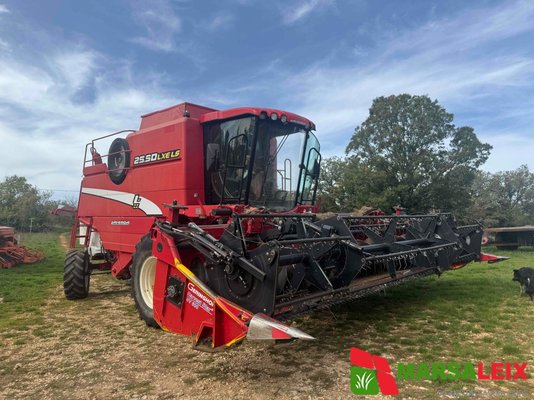 Moissonneuse batteuse Laverda 25.50 LXE LS - 1