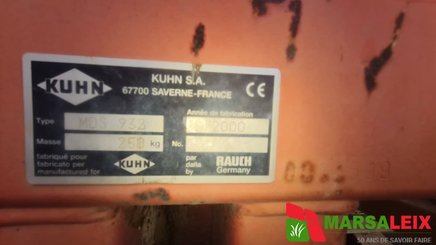 Distributeur d'engrais Kuhn 932 - 6