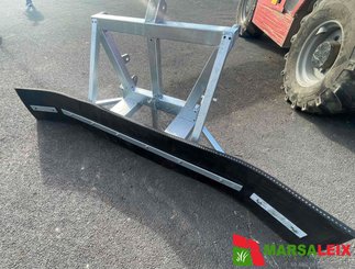 Matériel d'élevage - autre Fabrication artisanale Racle à lisier - 1