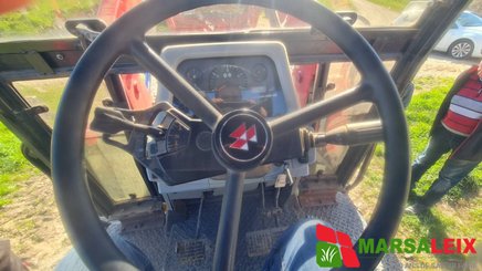 Tracteur agricole Massey Ferguson 5435 - 10