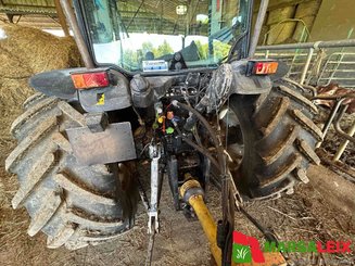 Tracteur agricole New Holland T4-100 LP  - 4
