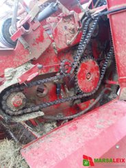 Presse à balles rondes Welger RP 220 Farmer - 7