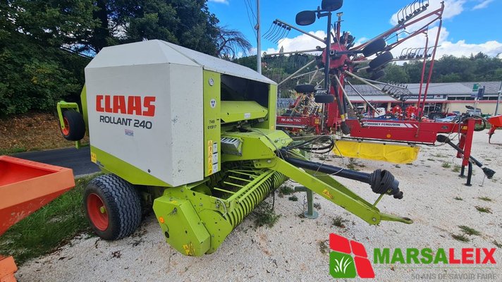 Presse à balles rondes Claas ROLLAND 240 - 1