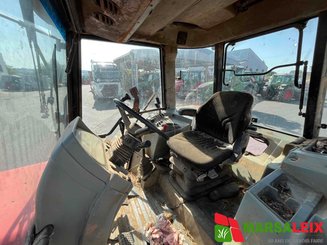 Tracteur agricole Massey Ferguson 6170 - 15