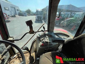 Tracteur agricole Massey Ferguson 6170 - 16