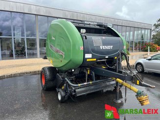 Presse à balles rondes Fendt 7160V - 9